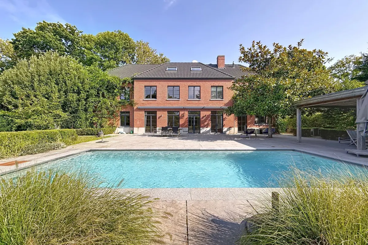 Villa te  koop in Sint-Genesius-Rode 1640 2450000.00€ 6 slaapkamers 500.00m² - Zoekertje 615420