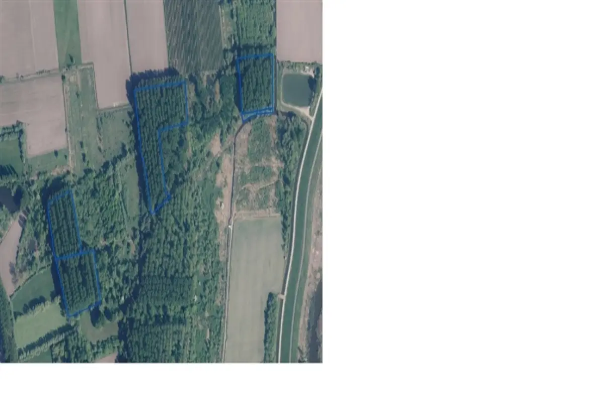 Grond te in Hamme 9220 220000.00€ slaapkamers m² - Zoekertje 615594