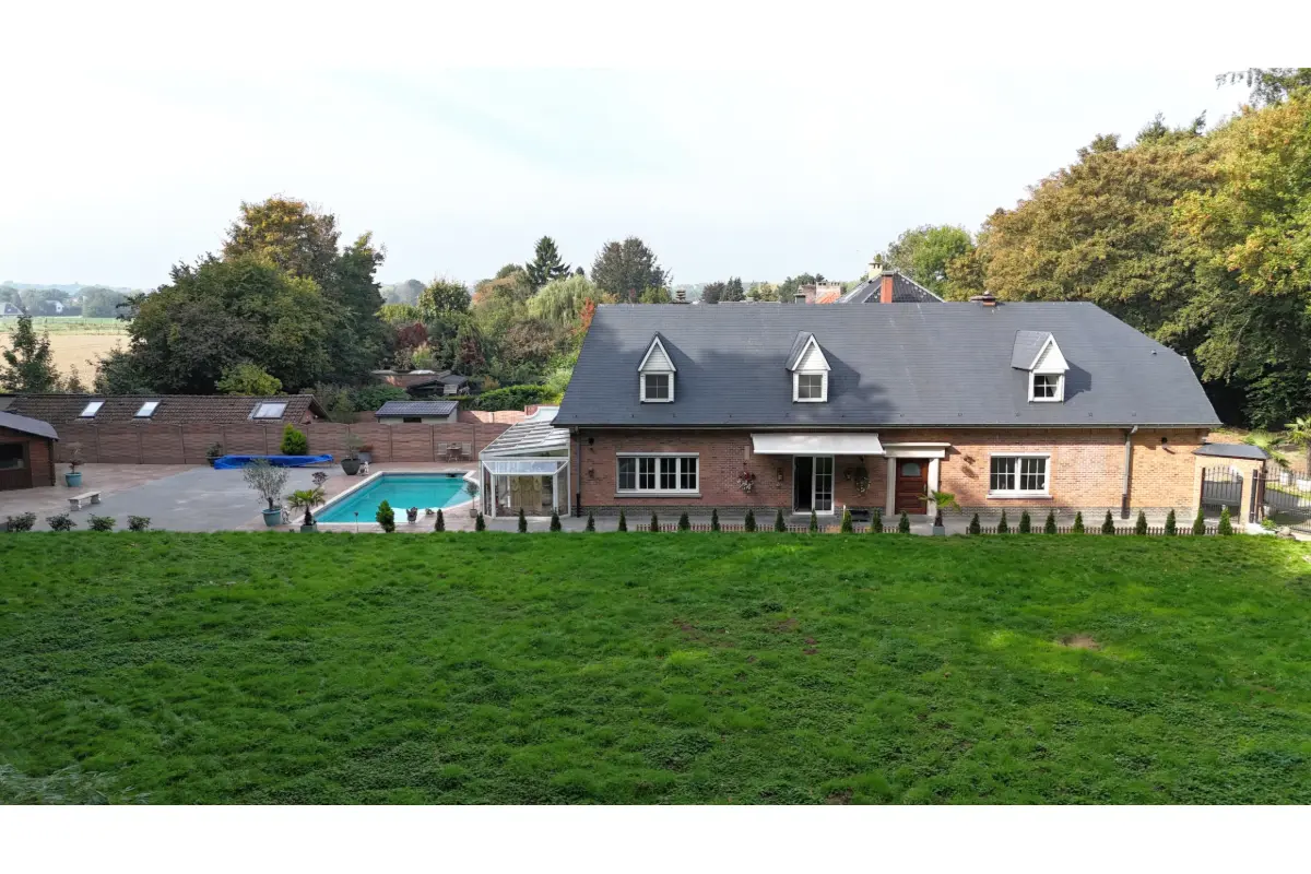 Huis te  koop in Wemmel 1780 1249000.00€ 5 slaapkamers 396.00m² - Zoekertje 616457