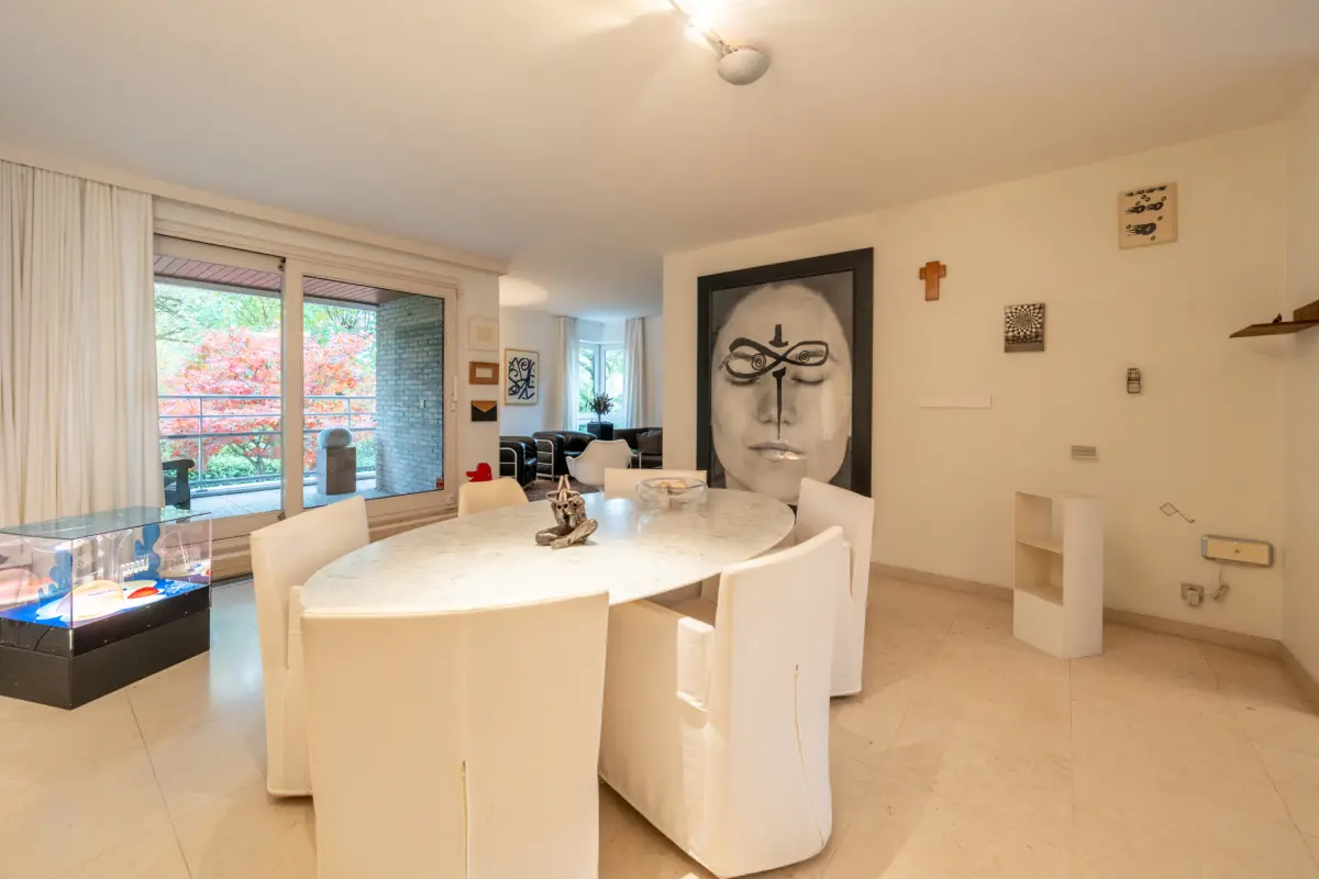 Appartement à  à Woluwe-Saint-Pierre 1150 675000.00€ 3 chambres 161.00m² - Annonce 617045