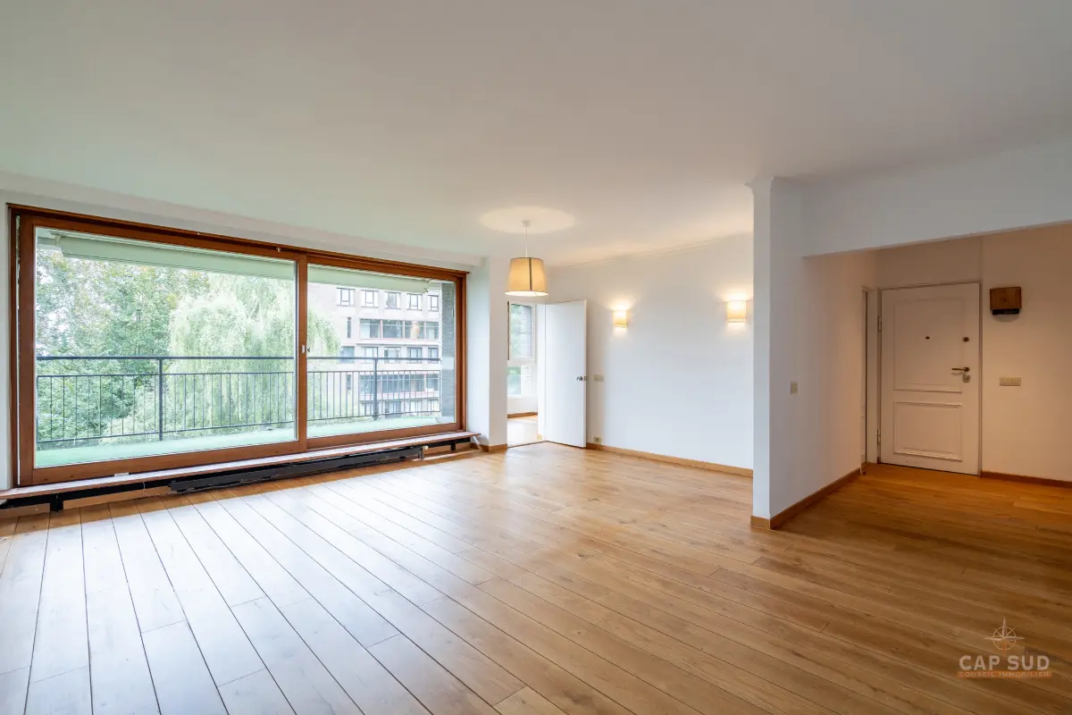 Appartement te  in Waterloo 1410 1350.00€ 3 slaapkamers 125.00m² - Zoekertje 617060