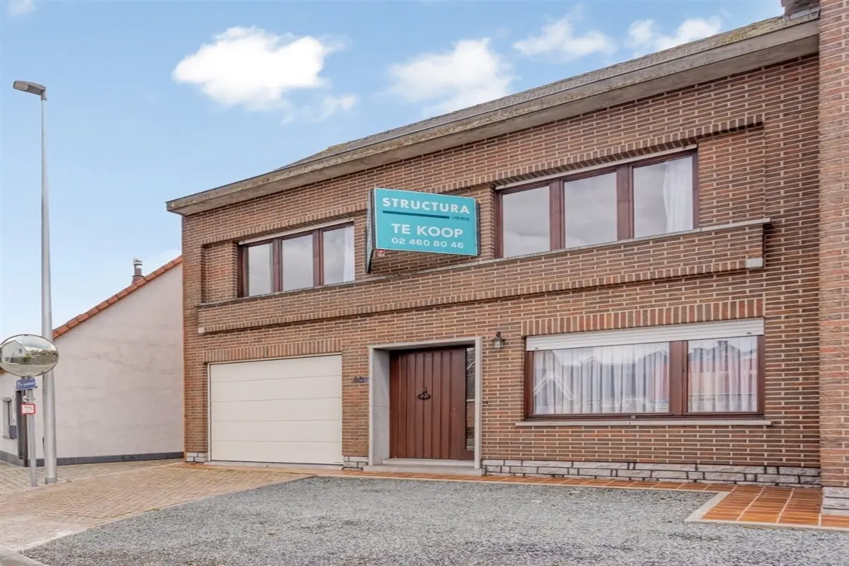 Huis te in Merchtem 1785 385000.00€ 3 slaapkamers 221.00m² - Zoekertje 617705