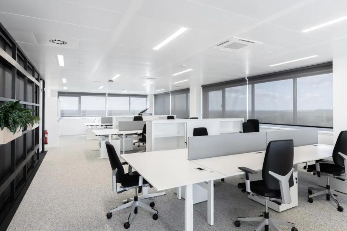 Handelszaak te  huur in Mont-Saint-Guibert 1435 8150.00€  slaapkamers 590.00m² - Zoekertje 619804