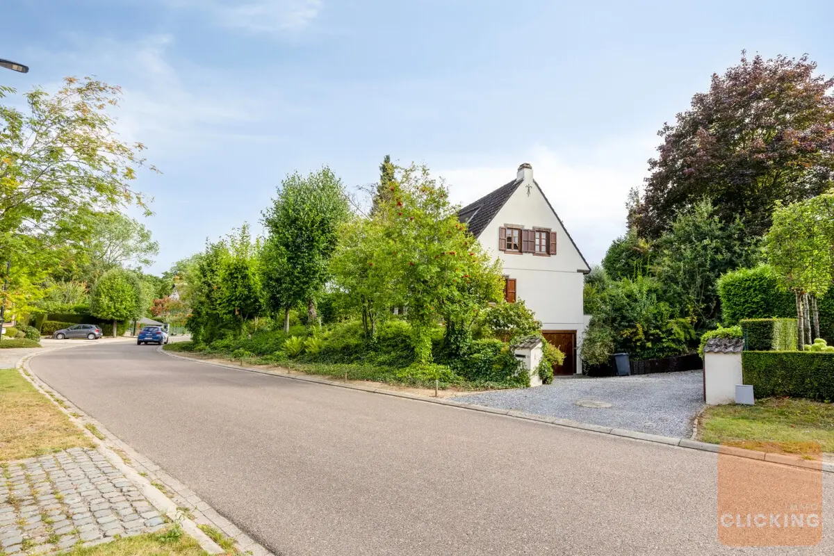 Huis te  koop in Wemmel 1780 0.00€ 5 slaapkamers 273.00m² - Zoekertje 712403