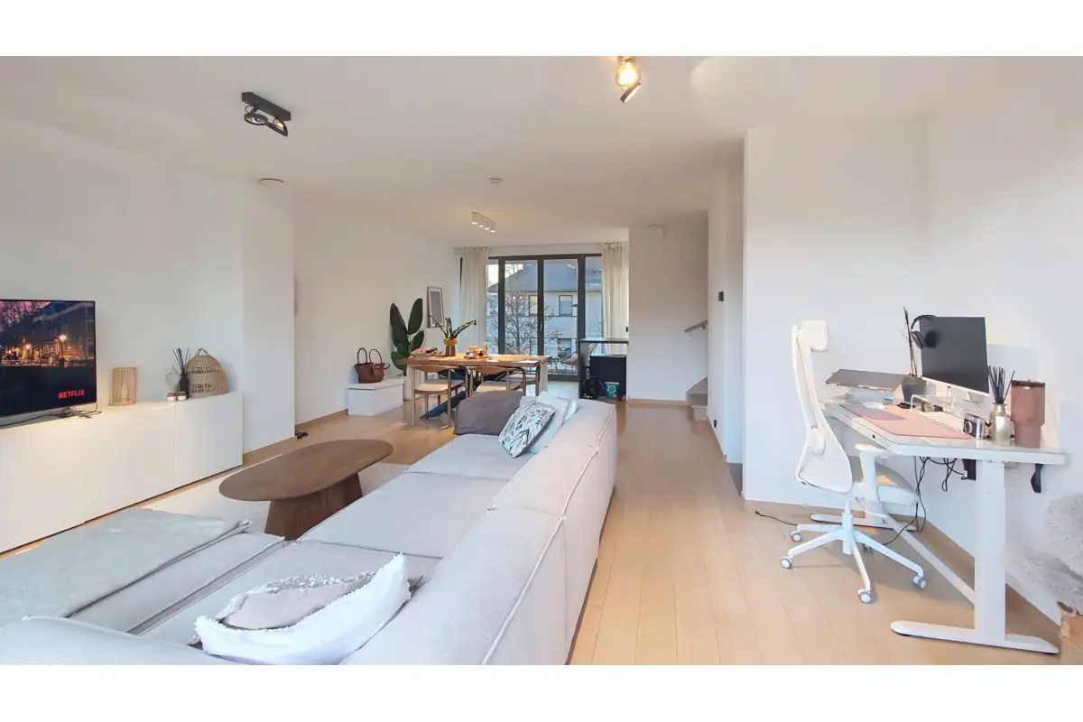 Huis te  huur in Waterloo 1410 2250.00€ 3 slaapkamers 134.00m² - Zoekertje 618103