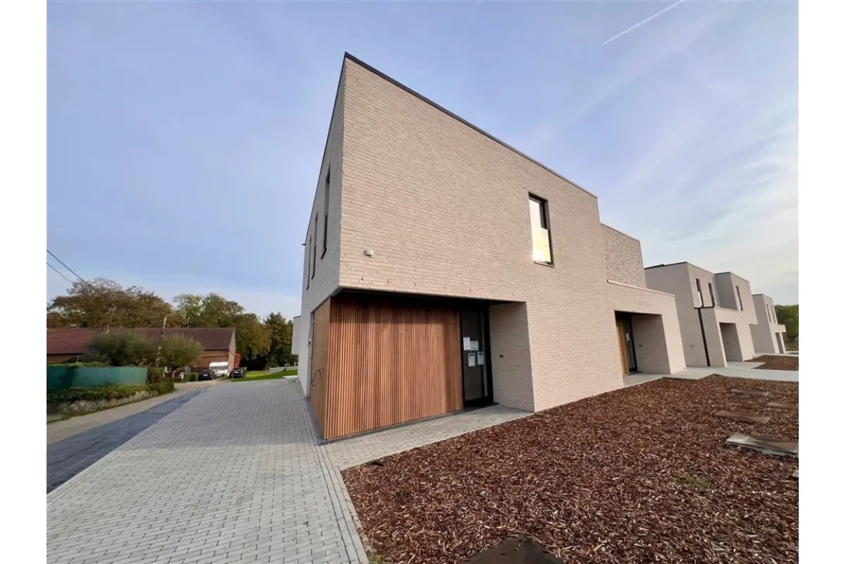 Huis te  koop in Leuven 3000 625000.00€ 3 slaapkamers 165.00m² - Zoekertje 618340