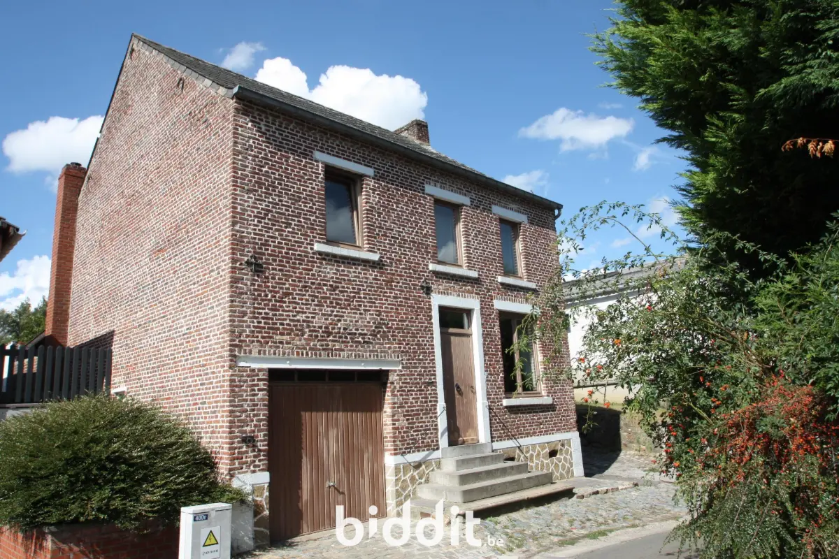 Huis te  koop in Incourt 1315 150000.00€ 3 slaapkamers 146.00m² - Zoekertje 619046