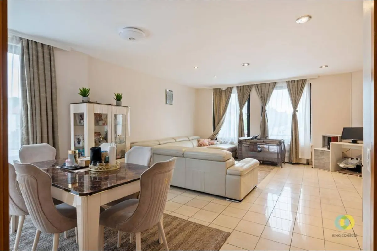 Appartement te  koop in Vilvoorde 1800 359000.00€ 5 slaapkamers 191.00m² - Zoekertje 620637