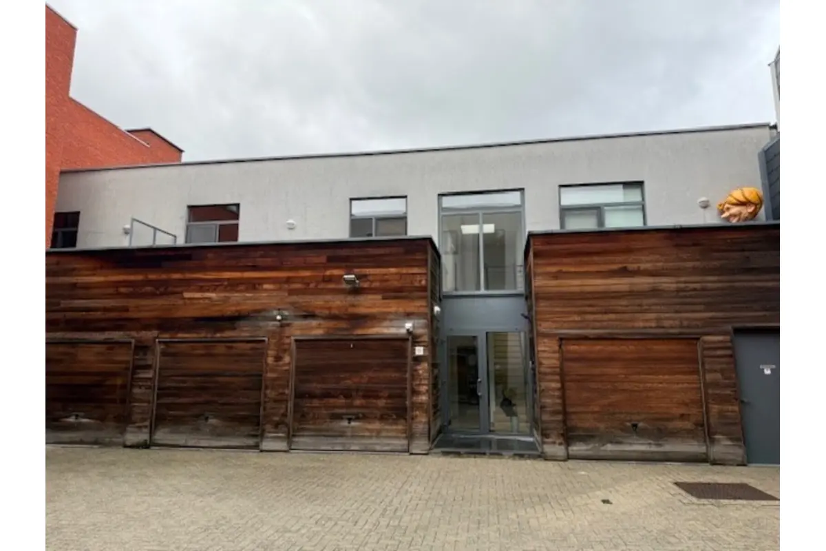 Appartement à louer à Halle 1500 1250.00€  chambres m² - Annonce 621571