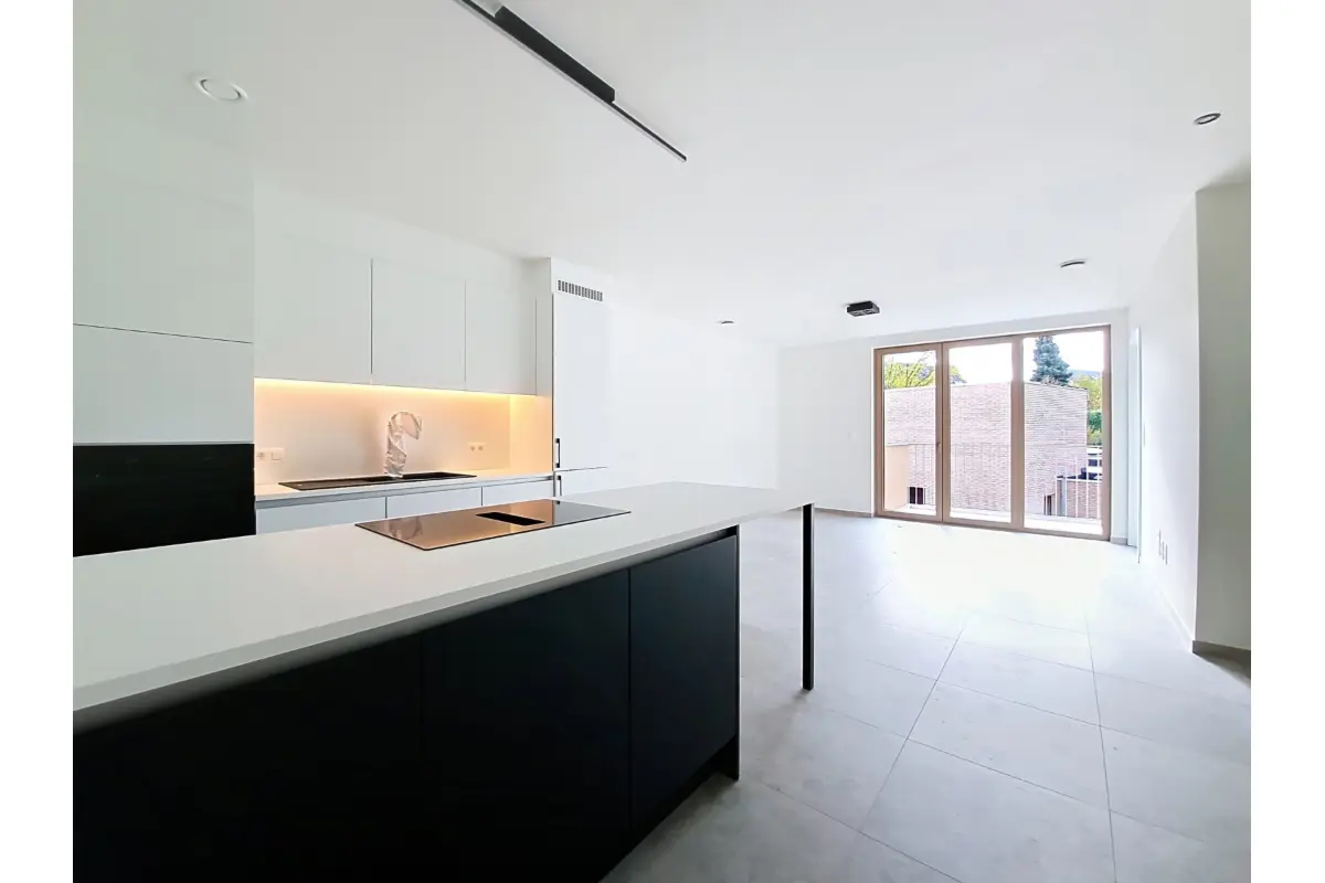 Appartement te  huur in Wezembeek-Oppem 1970 1100.00€ 1 slaapkamers m² - Zoekertje 622027