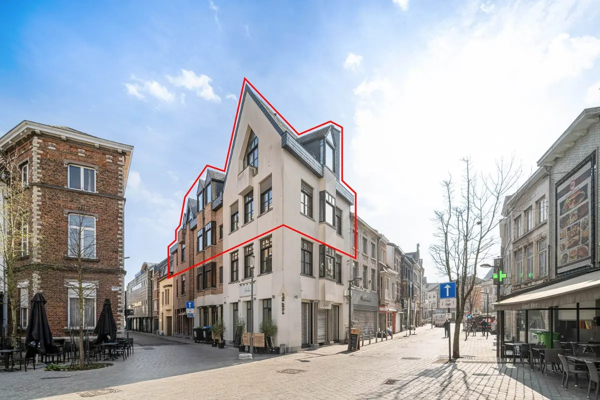 Appartement te  koop in Tienen 3300 595000.00€ 3 slaapkamers 313.00m² - Zoekertje 621227