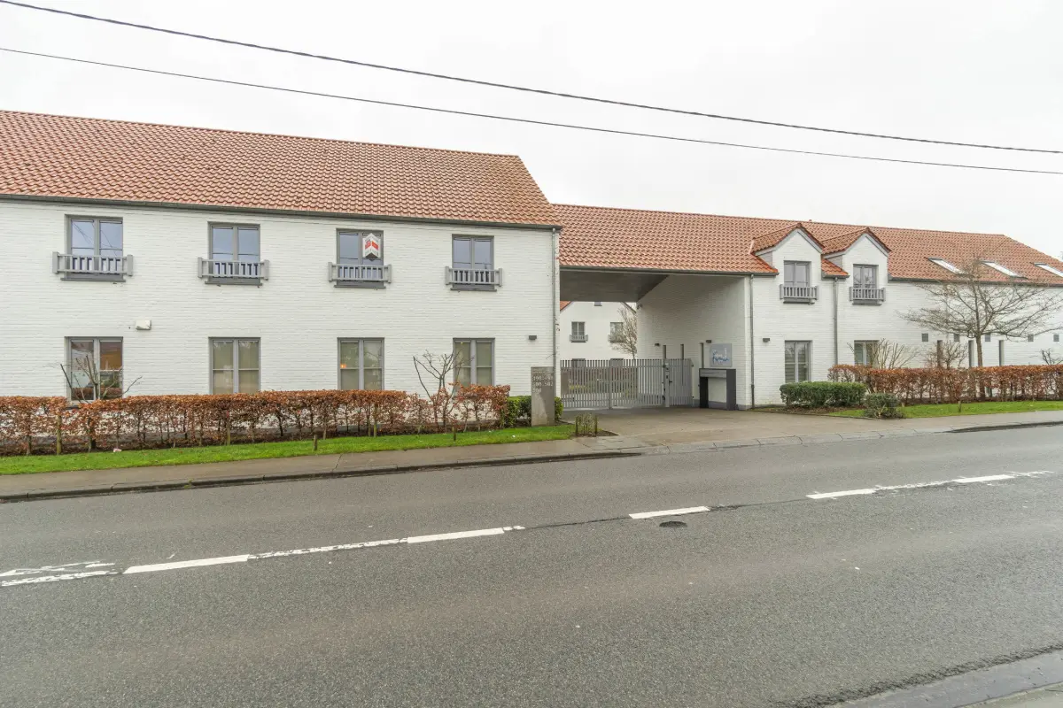 Commerce à louer à Lasne 1380 550.00€  chambres 45.00m² - Annonce 621647