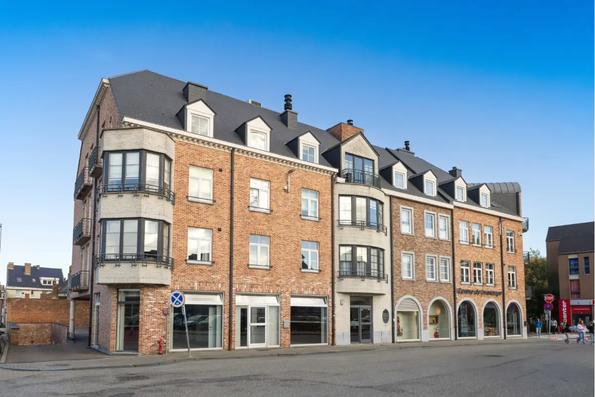 Handelszaak te  huur in Waver 1300 2250.00€  slaapkamers 240.00m² - Zoekertje 622956