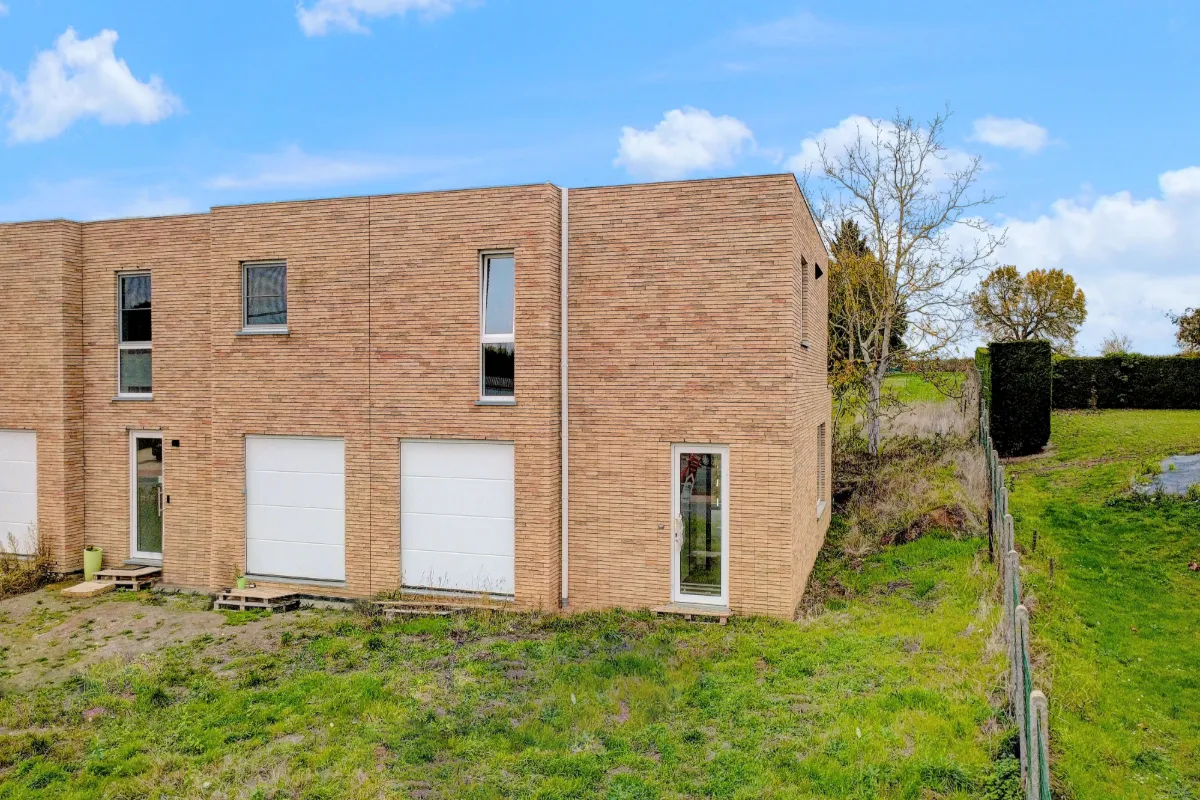 Huis te  koop in Meensel-Kiezegem 3391 383300.00€ 3 slaapkamers 161.00m² - Zoekertje 622710