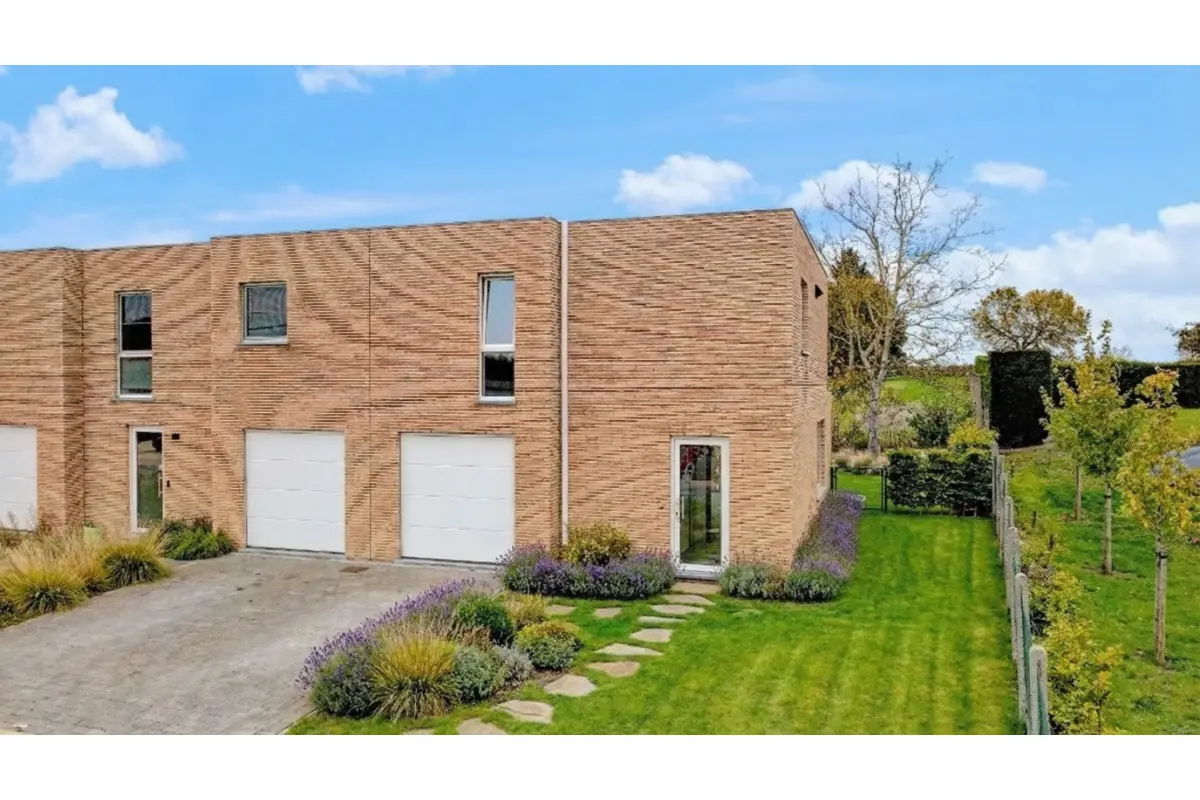 Maison à vendre à Meensel-Kiezegem 3391 383300.00€ 3 chambres 161.00m² - Annonce 622710