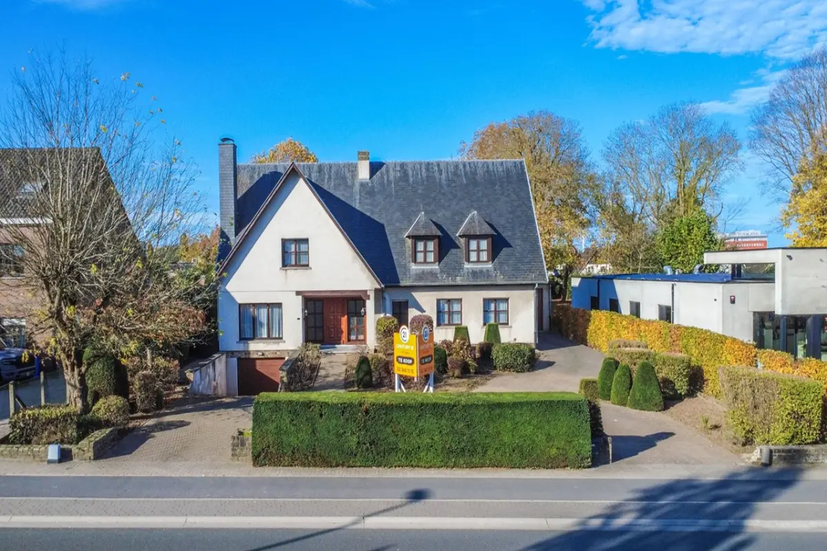 Huis te  koop in Hal 1500 930000.00€ 6 slaapkamers 407.00m² - Zoekertje 623612