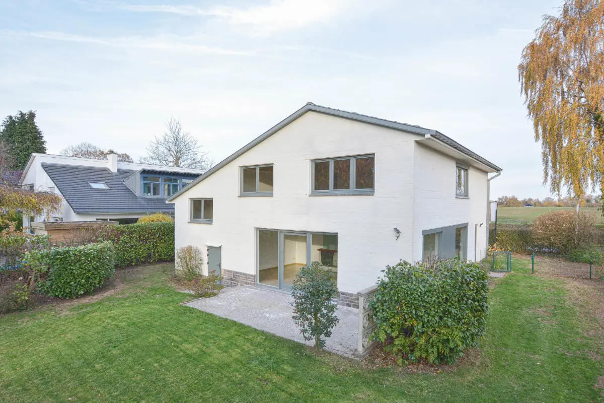 Villa à louer à Wezembeek-Oppem 1970 3100.00€ 6 chambres 272.00m² - Annonce 623507