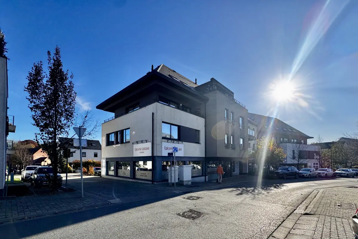 Immeuble de rapport - Immeuble à appartement à vendre à Nivelles 1400 600000.00€  chambres 260.00m² - Annonce 623879