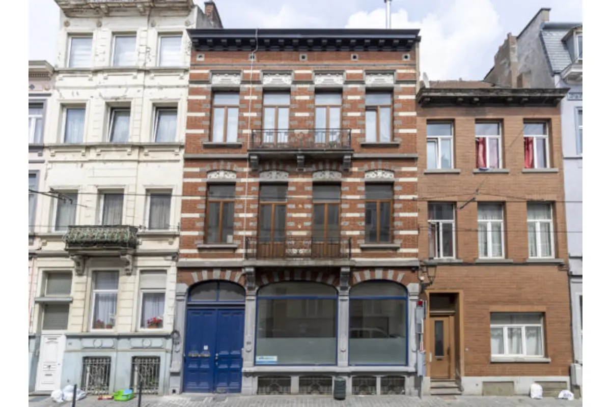 Immeuble de rapport - Immeuble à appartement à  à Schaerbeek 1030 2150000.00€  chambres 1044.00m² - Annonce 624462