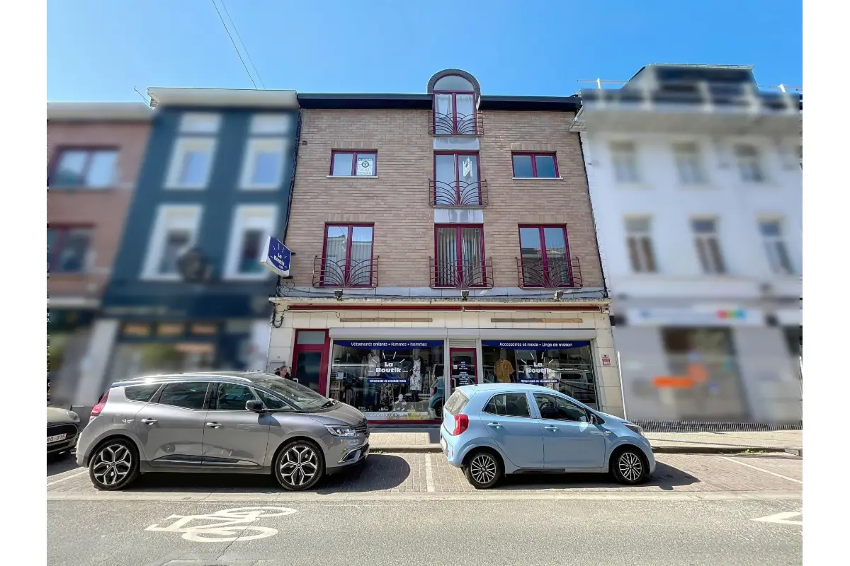 Handelszaak te  in 's-Gravenbrakel 7090 135000.00€  slaapkamers 104.00m² - Zoekertje 624638