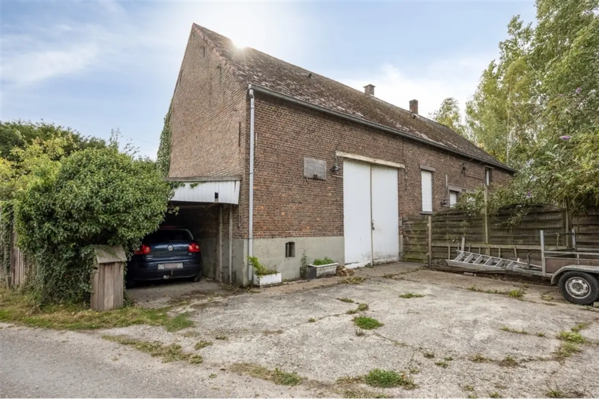 Boerderij te  koop in Eppegem 1980 385000.00€ 6 slaapkamers 213.00m² - Zoekertje 625656