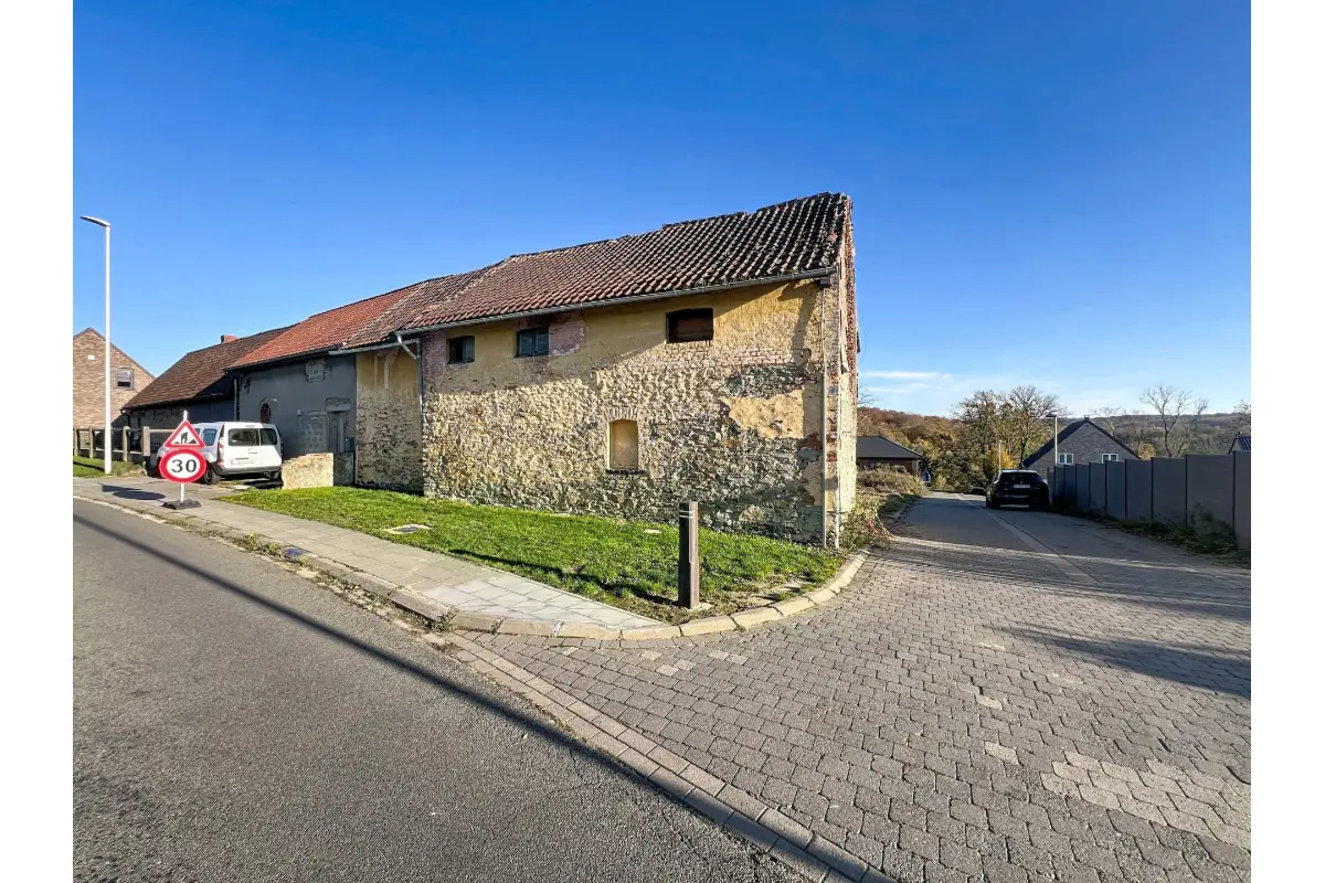 Maison à vendre à Tubize 1480 165000.00€ 3 chambres 140.00m² - Annonce 626135