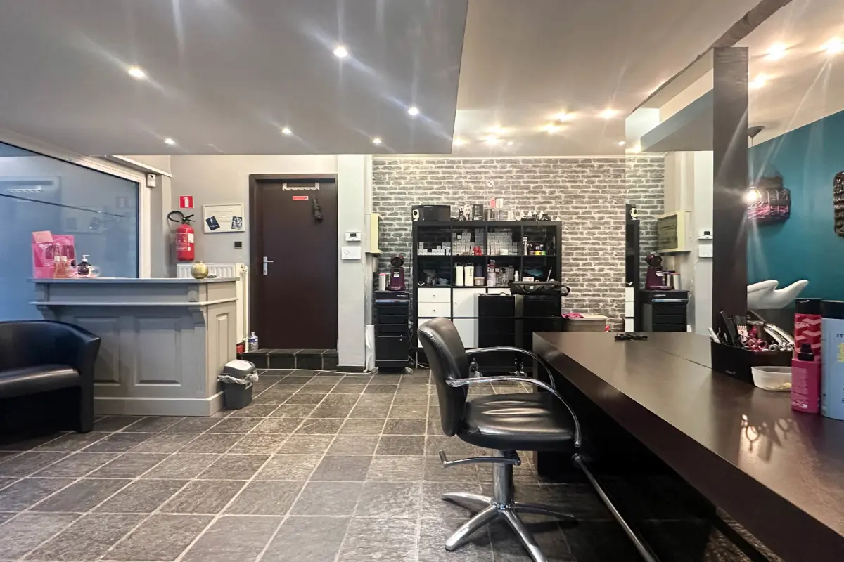 Commerce à louer à Nivelles 1400 600.00€  chambres 40.00m² - Annonce 627374