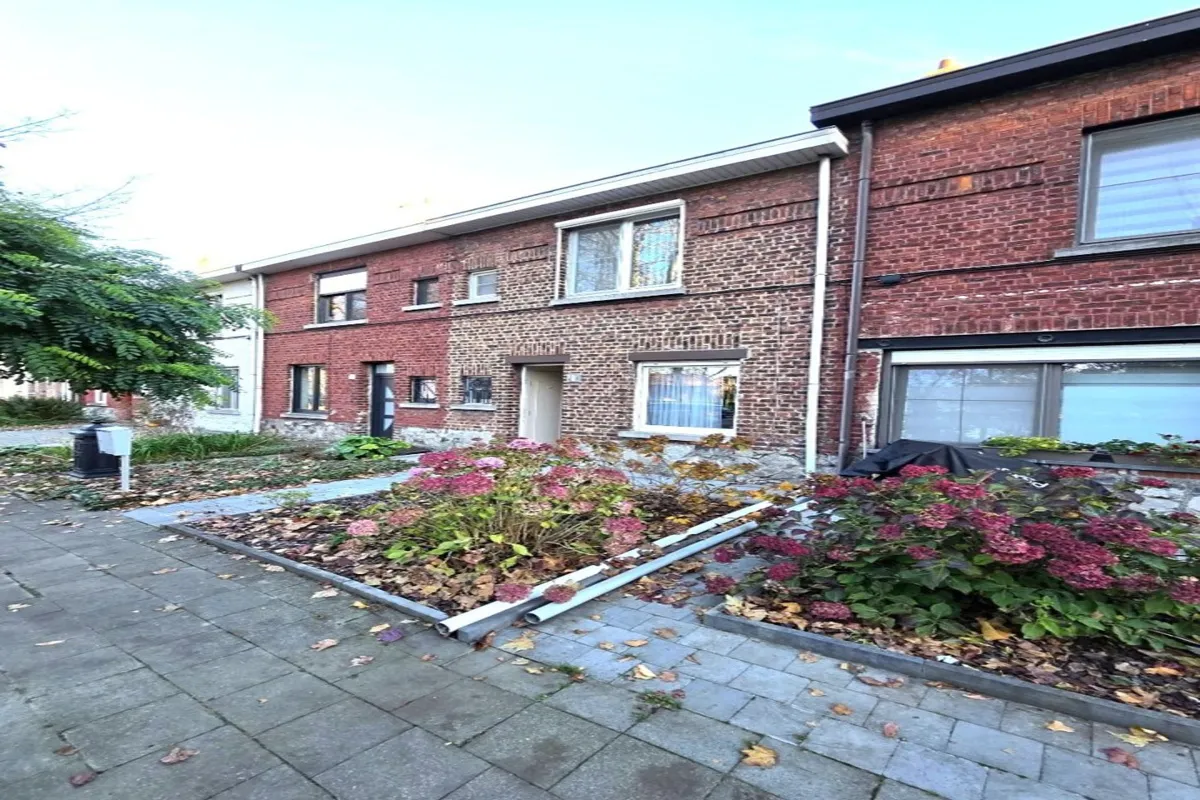 Huis te  koop in Vilvoorde 1800 325000.00€ 2 slaapkamers 90.00m² - Zoekertje 628004