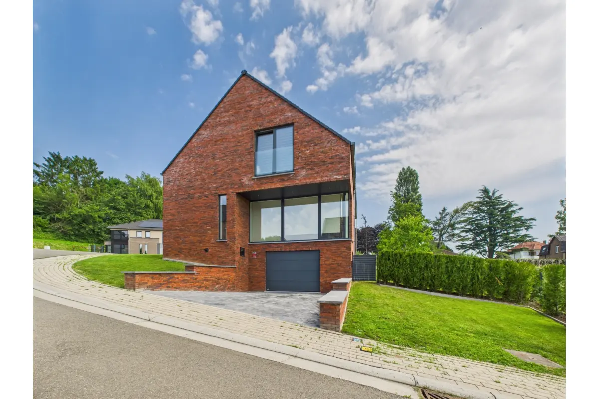 Huis te  koop in Eigenbrakel 1420 949000.00€ 4 slaapkamers 295.00m² - Zoekertje 629102