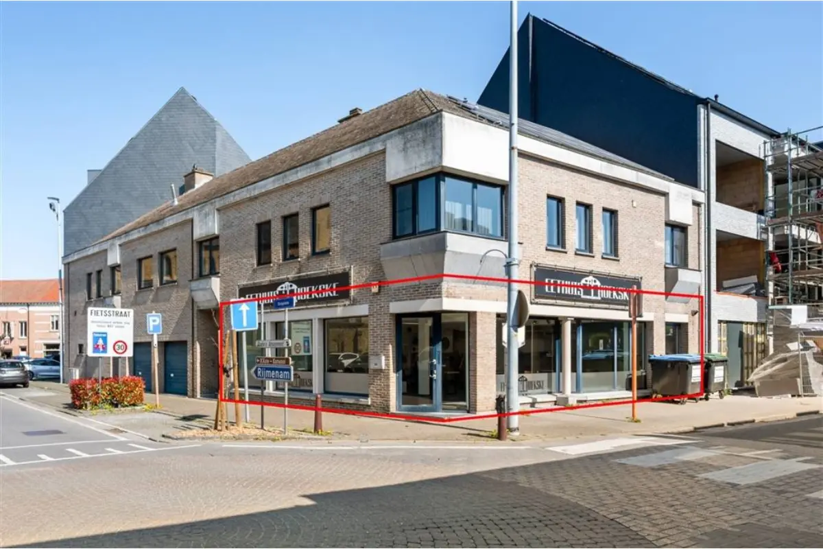 Commerce à vendre à Boortmeerbeek 3190 325000.00€  chambres 207.00m² - Annonce 629340