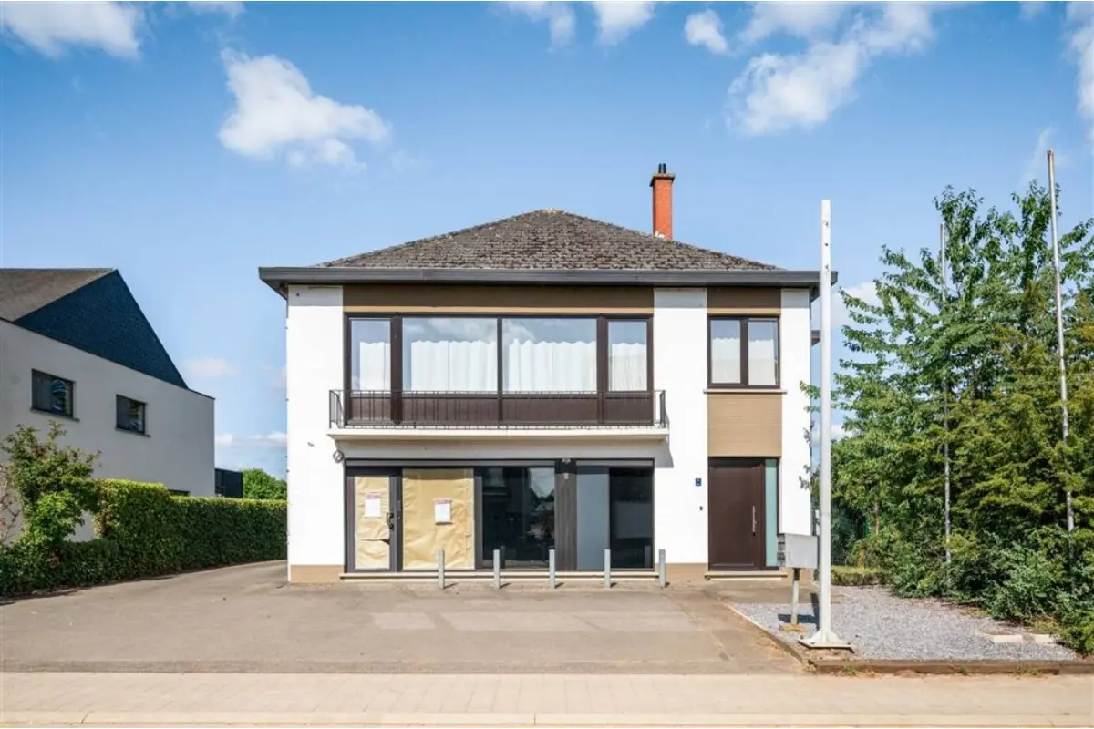 Handelszaak te  koop in Tielt 3390 460000.00€ 3 slaapkamers 271.00m² - Zoekertje 629329