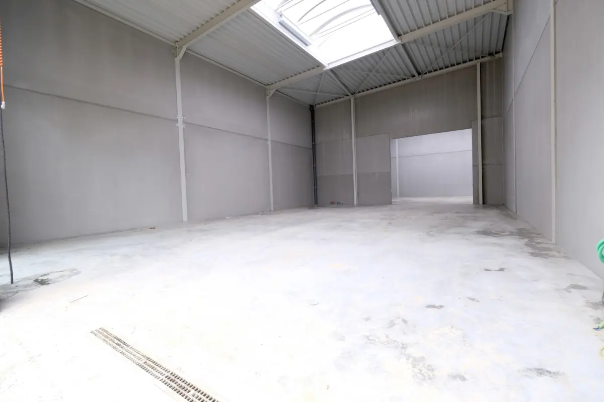 Handelszaak te  koop in Drogenbos 1620 389000.00€  slaapkamers 164.00m² - Zoekertje 629756