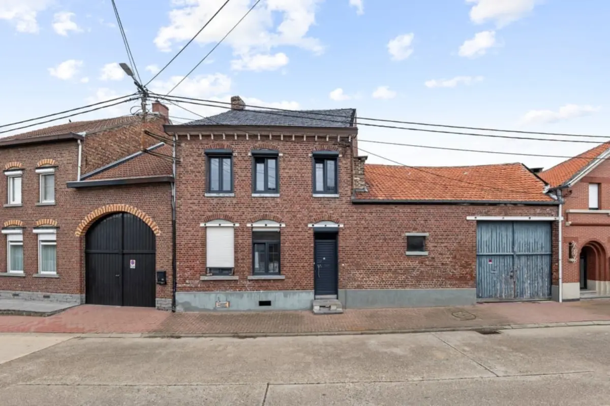 Huis te  koop in Zoutleeuw 3440 175000.00€ 2 slaapkamers 195.00m² - Zoekertje 629619