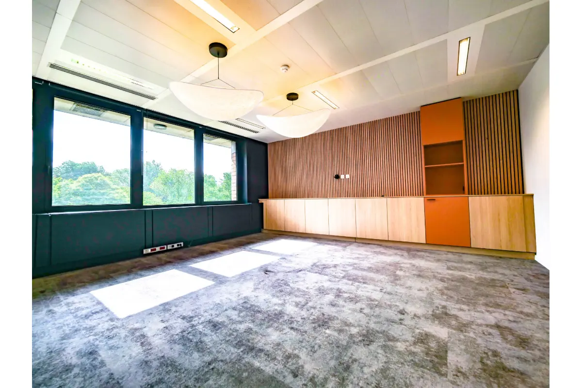 Commerce à vendre à Waterloo 1410 515000.00€  chambres 340.00m² - Annonce 630022