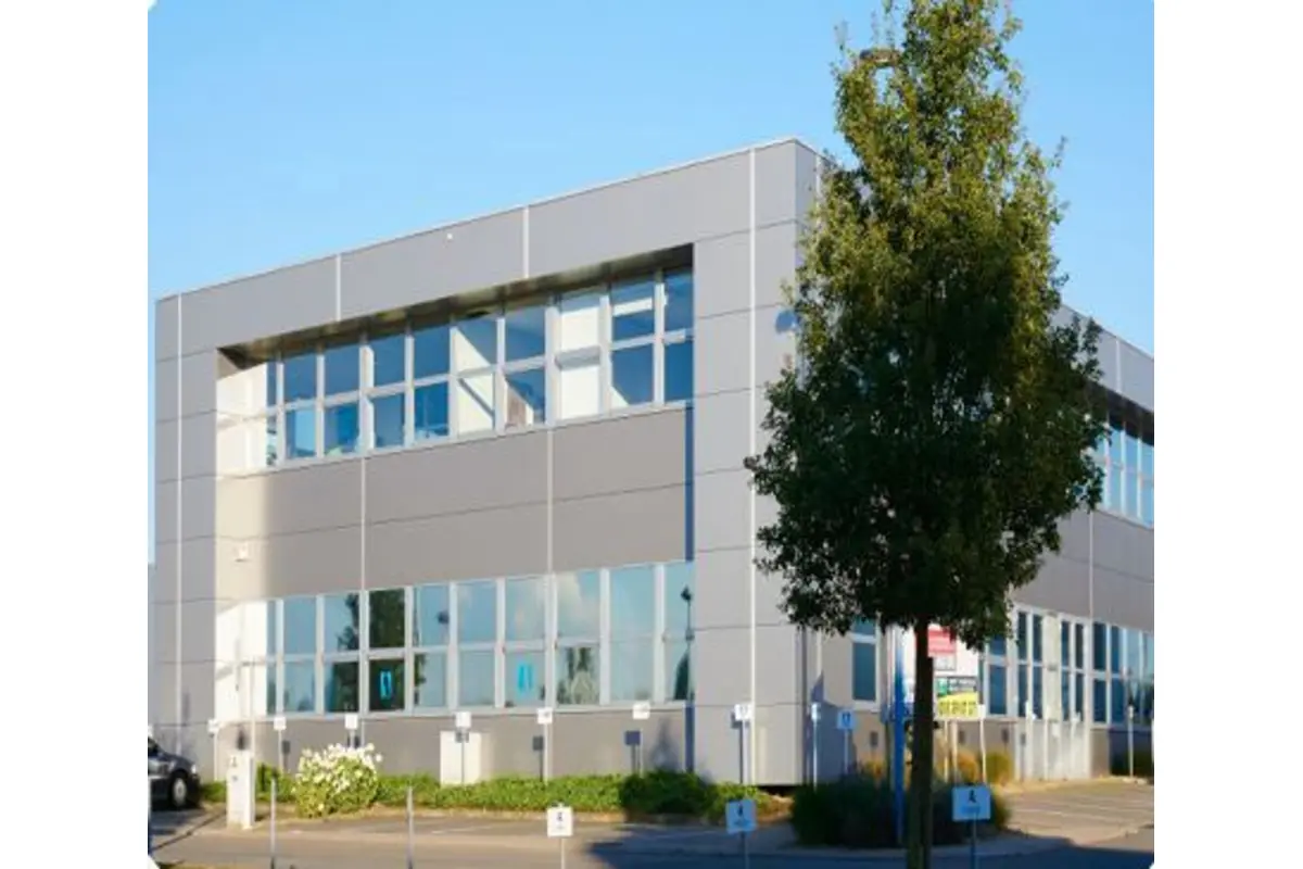 Handelszaak te  huur in Mont-Saint-Guibert 1435 0.00€  slaapkamers 500.00m² - Zoekertje 630870