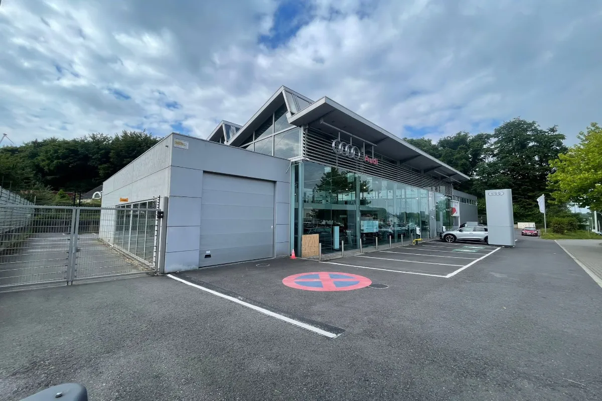 Commerce à louer à Dilbeek 1700 0.00€  chambres 1670.00m² - Annonce 630900