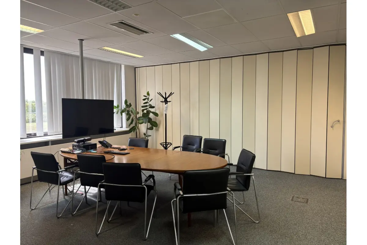 Commerce à louer à Sint-Stevens-Woluwe 1932 5958.00€  chambres 650.00m² - Annonce 630956