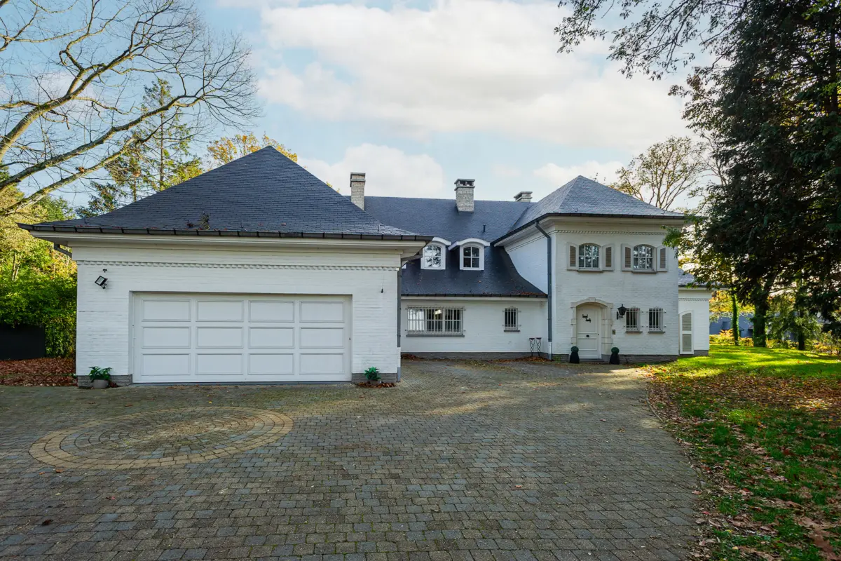 Villa te  koop in Eigenbrakel 1420 1350000.00€ 5 slaapkamers 550.00m² - Zoekertje 632395