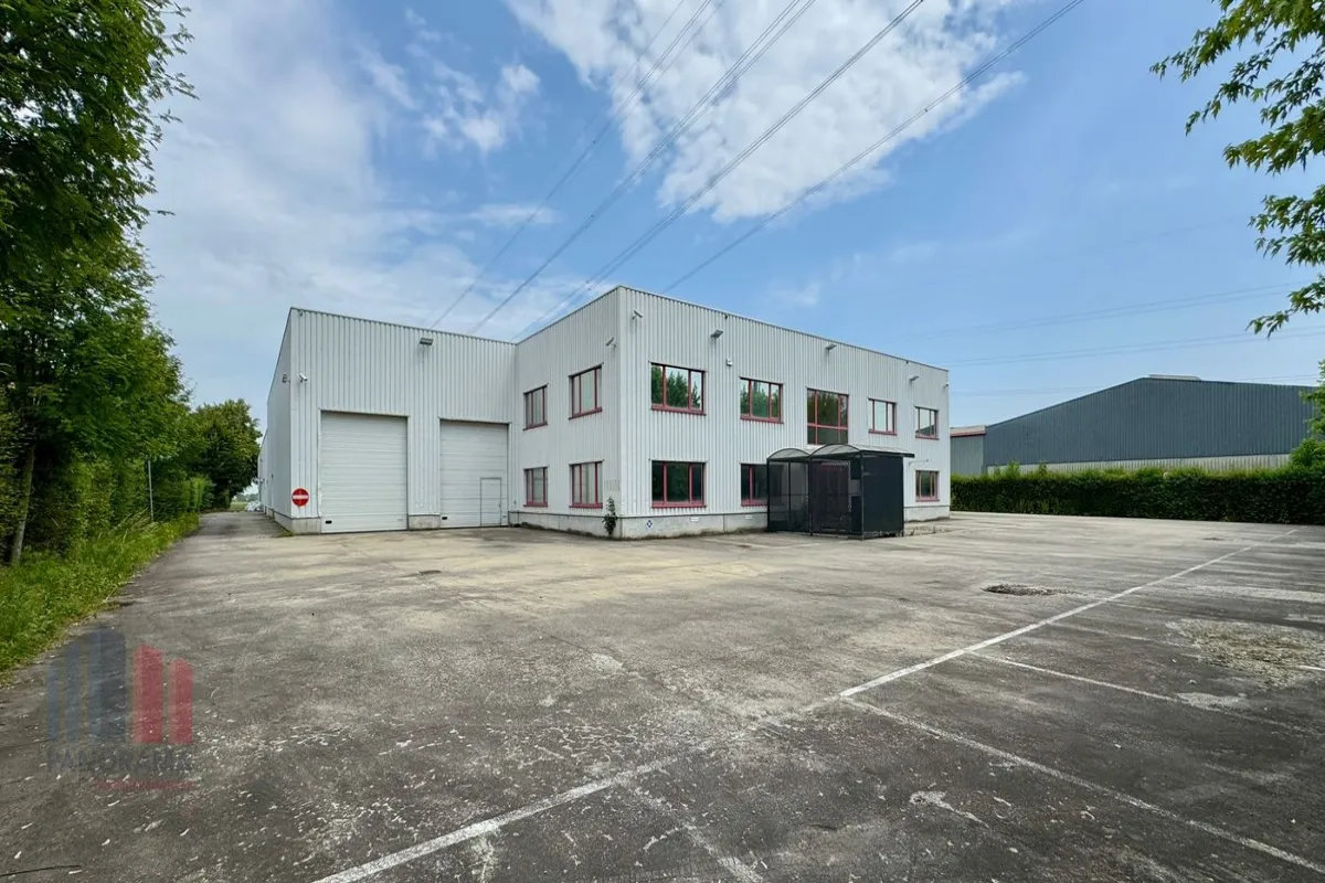 Commerce à vendre à Asse 1730 1810000.00€  chambres 1990.00m² - Annonce 631793