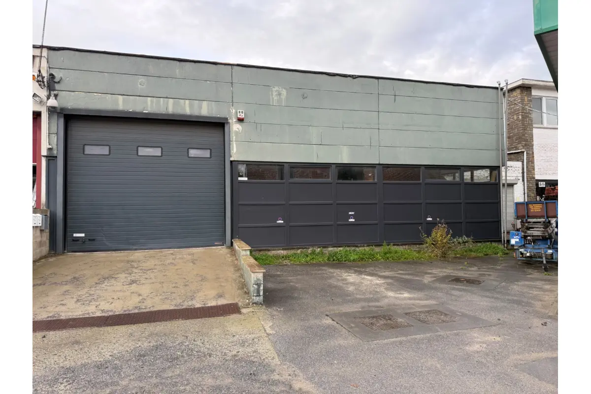 Commerce à  à Genappe 1470 800.00€  chambres 100.00m² - Annonce 632527