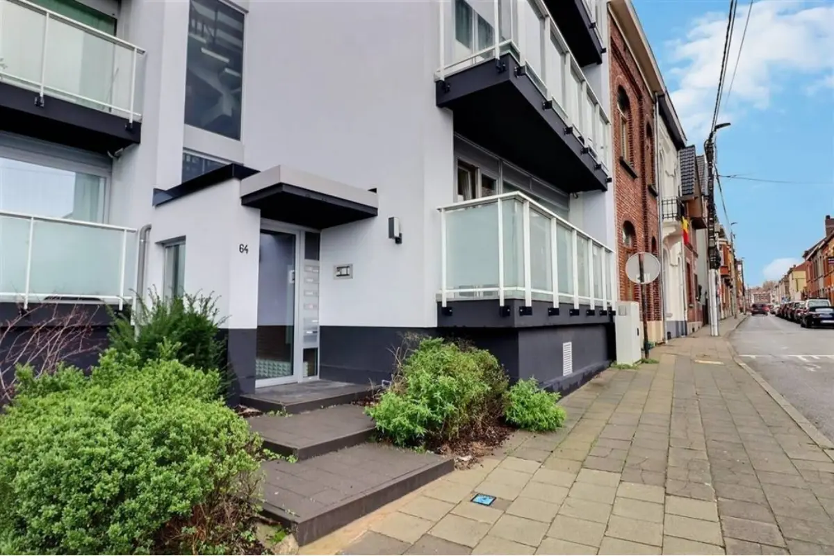 Appartement te  koop in Waterloo 1410 249000.00€ 2 slaapkamers 82.00m² - Zoekertje 632366