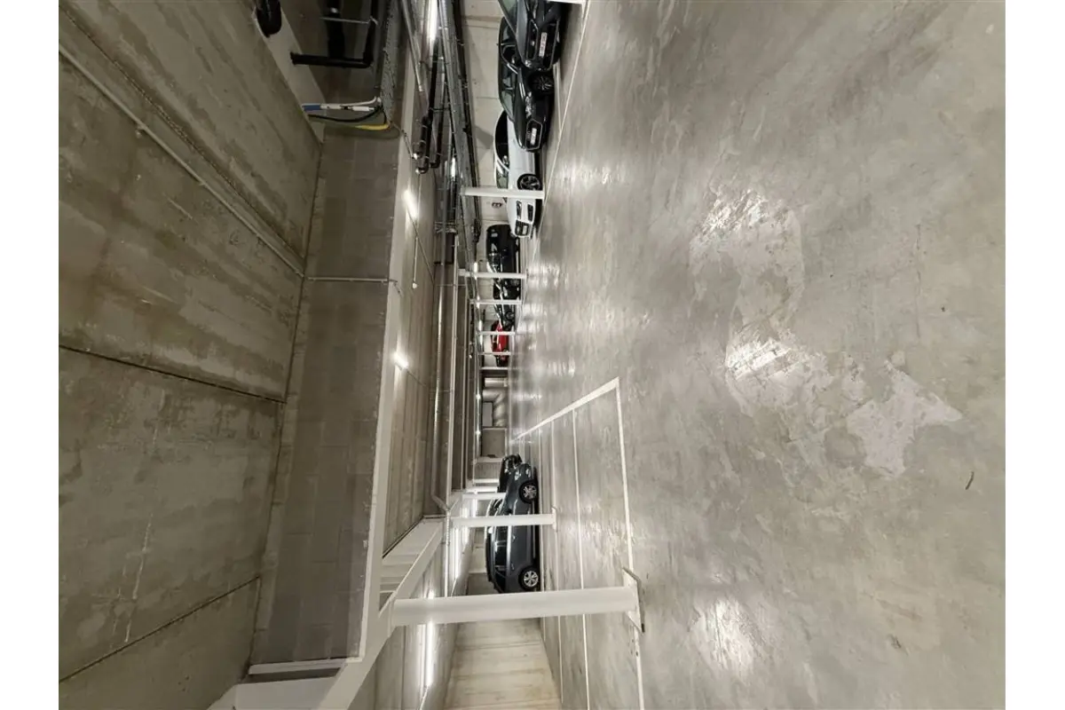 Parking à vendre à Strombeek-Bever 1853 27000.00€  chambres m² - Annonce 633490