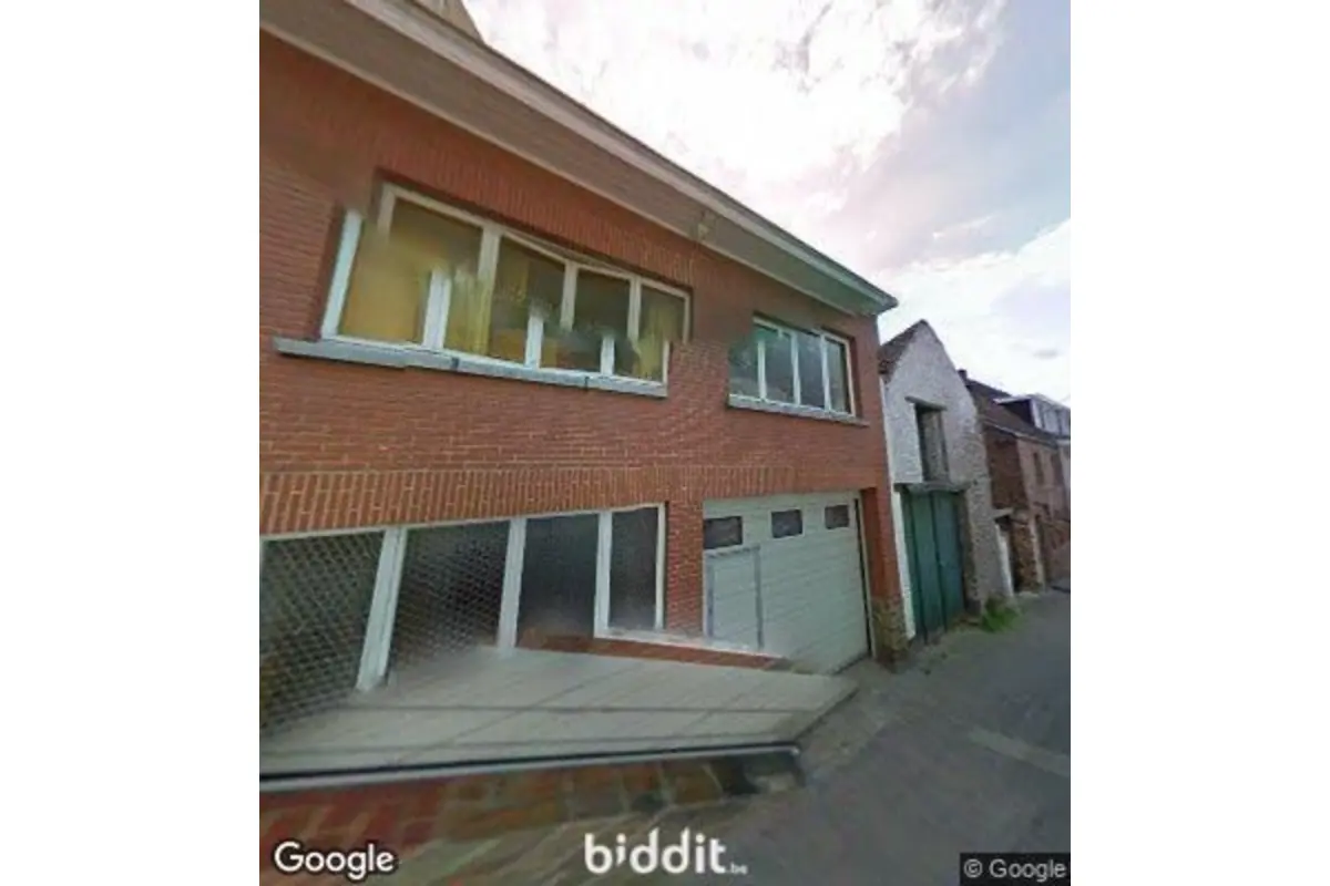 Maison à vendre à Wavre 1300 230000.00€ 5 chambres m² - Annonce 633124