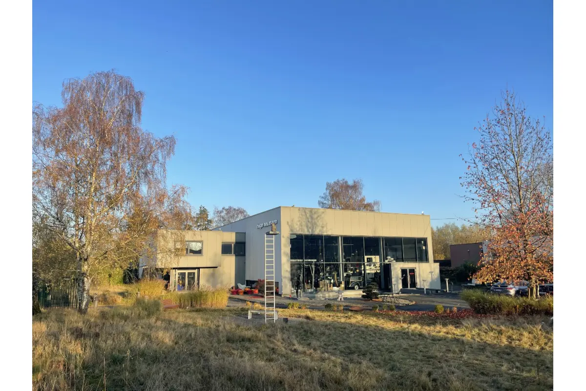 Handelszaak te  koop in Eigenbrakel 1420 2749000.00€  slaapkamers 1845.00m² - Zoekertje 632876