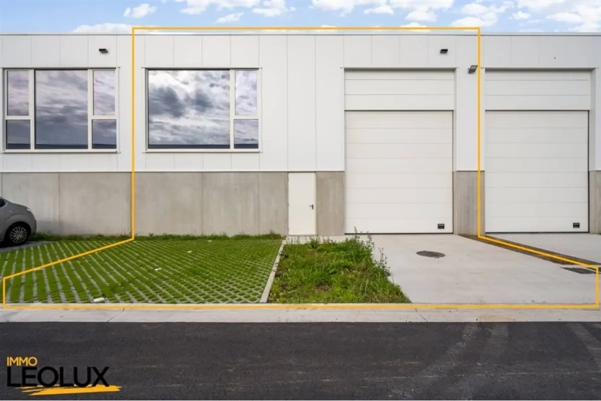Handelszaak te  huur in Dilbeek 1700 2615.00€  slaapkamers m² - Zoekertje 633500