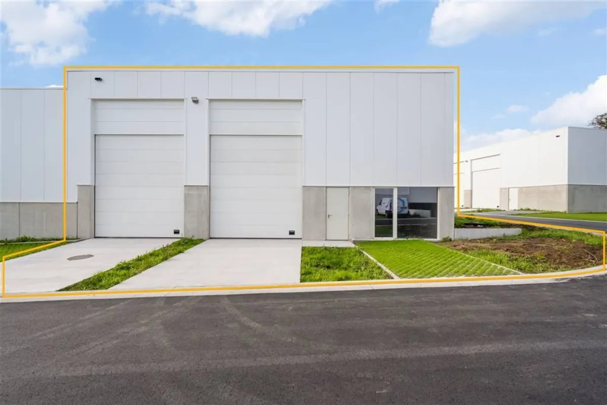 Commerce à louer à Dilbeek 1700 2095.00€  chambres m² - Annonce 633491