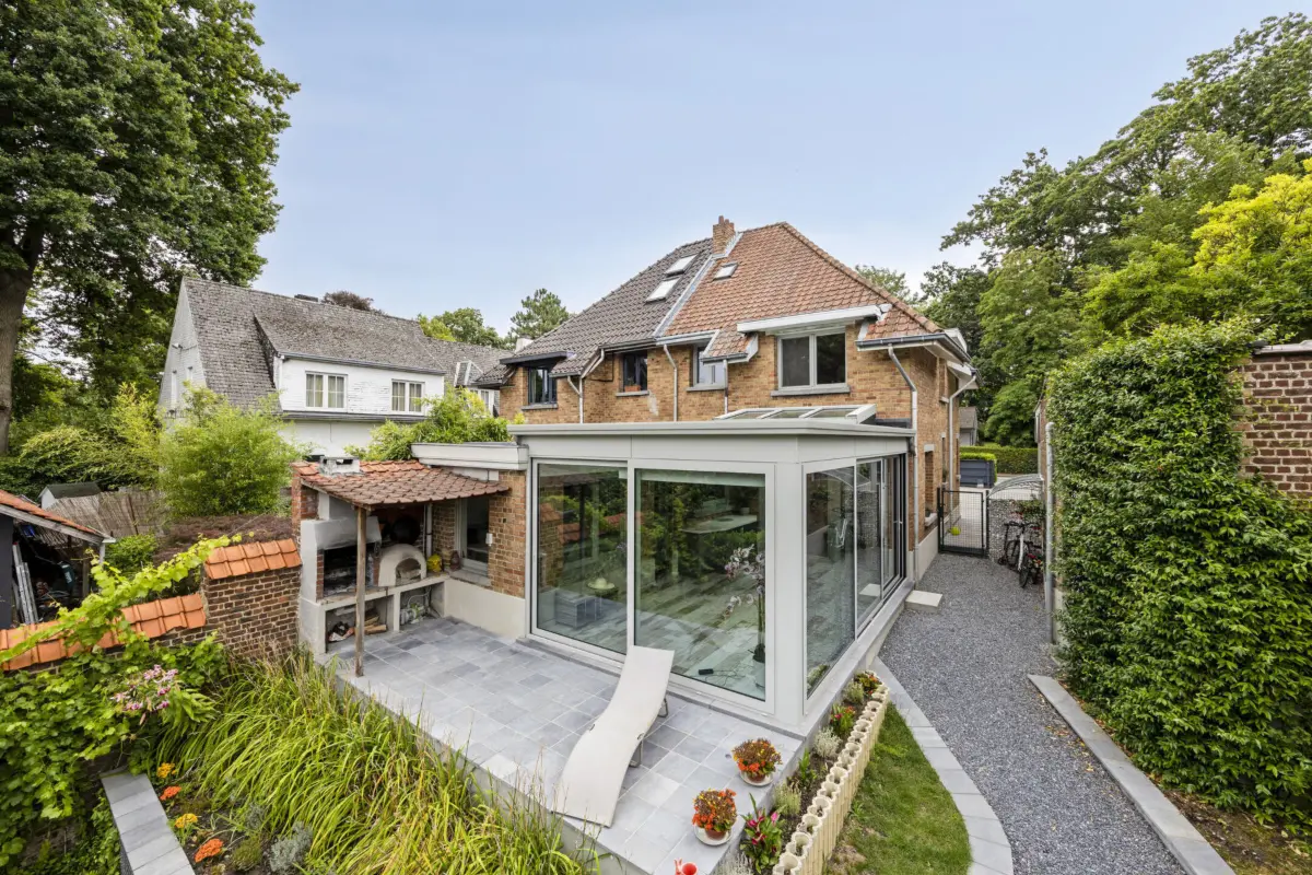 Huis te  koop in Wezembeek-Oppem 1970 725000.00€ 4 slaapkamers 190.00m² - Zoekertje 633679