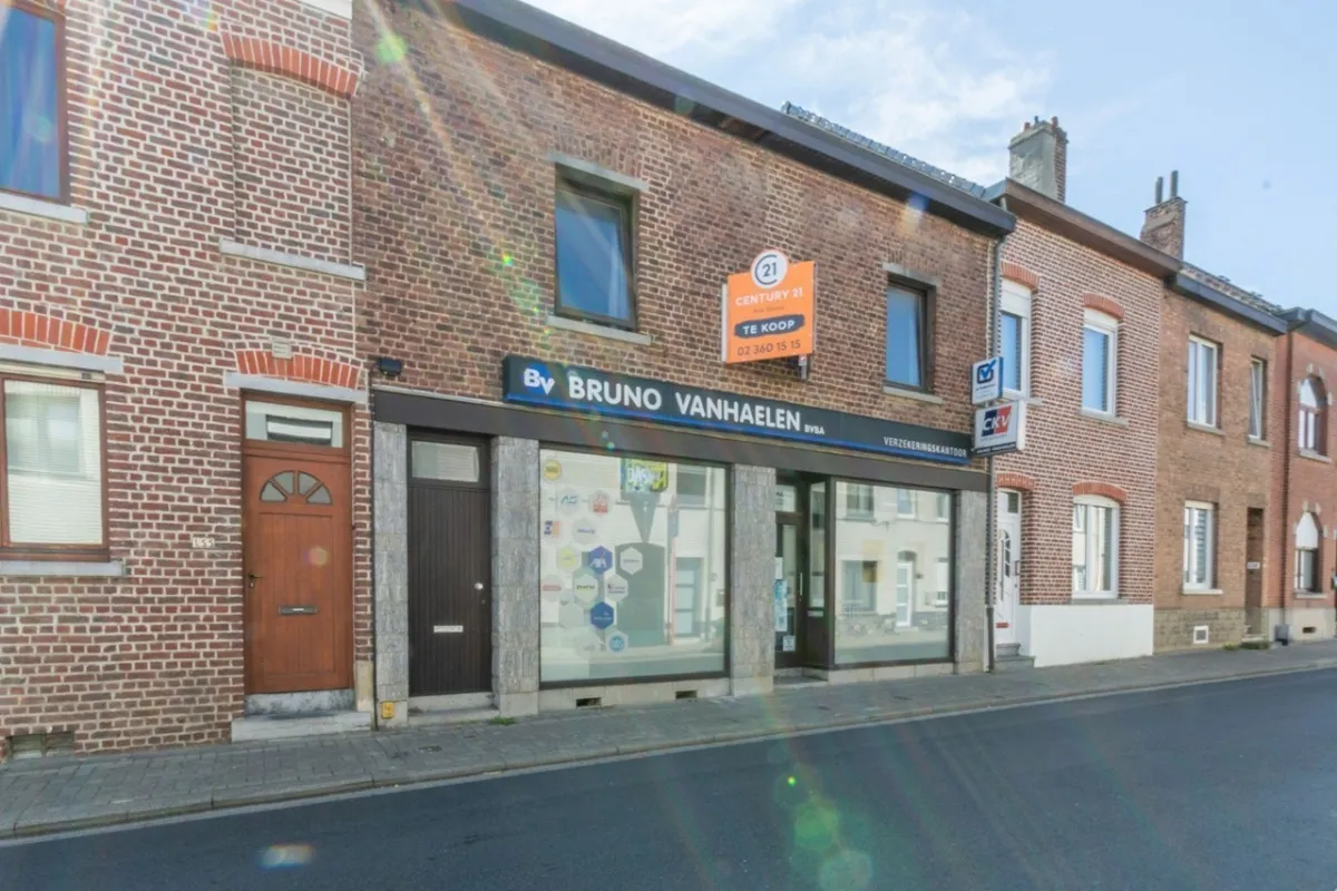 Appartementsgebouw te  koop in Buizingen 1501 335000.00€ 4 slaapkamers 190.00m² - Zoekertje 633624