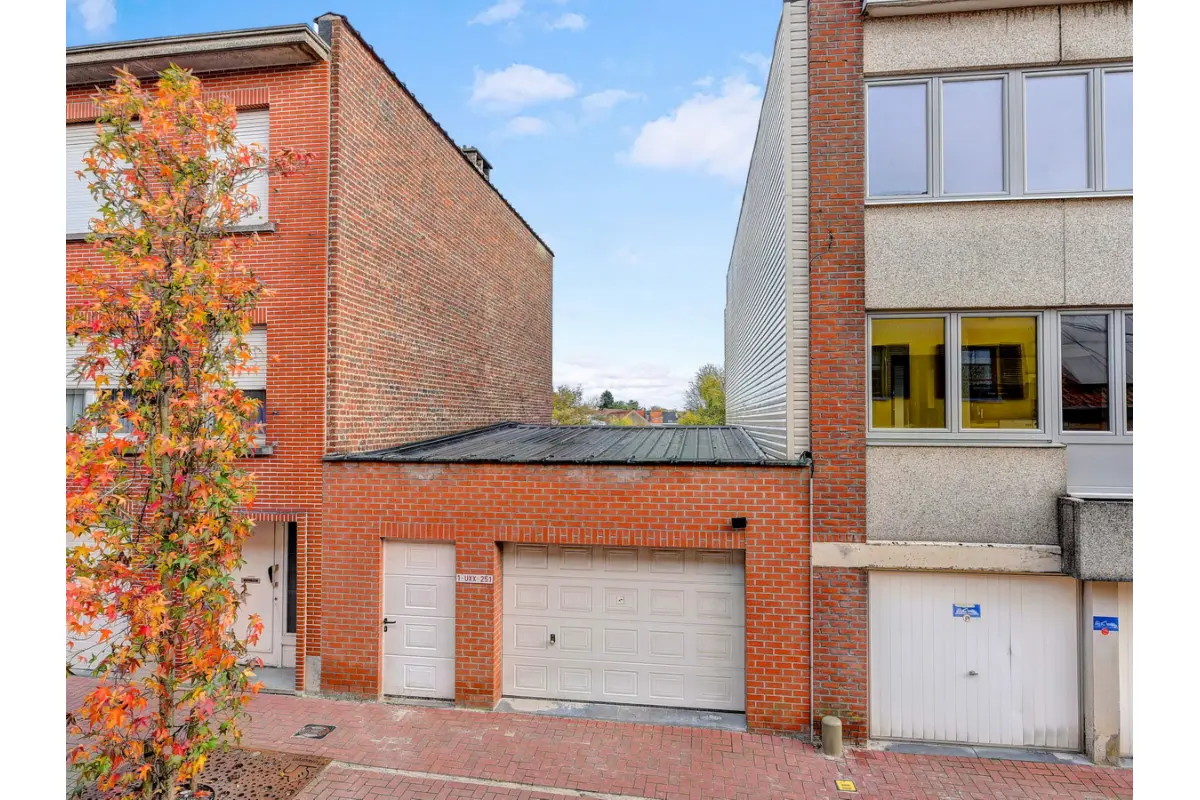 Box te  koop in Tervuren 3080 300000.00€  slaapkamers m² - Zoekertje 633919