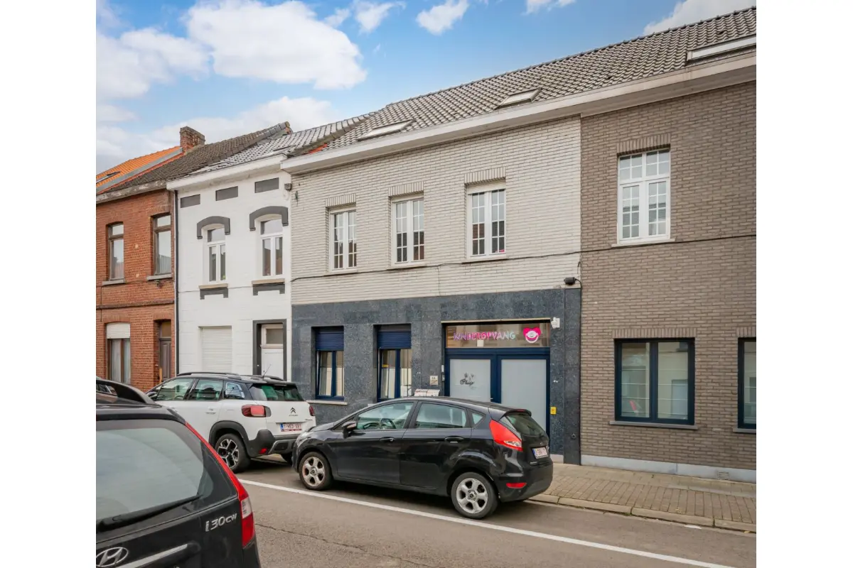 Huis te  koop in Hal 1500 549000.00€ 7 slaapkamers 426.00m² - Zoekertje 633871